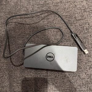 Dell D6000 Universal Docking Station – DisplayLink – Great Condition!